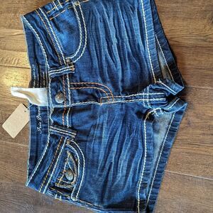 Iris Premium - Low Cut Denim Shorts - Size Small